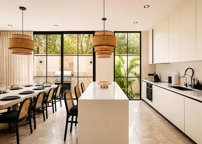 Luxury 4br Aldea Zama Dream Pool & Bright Casa de férias *