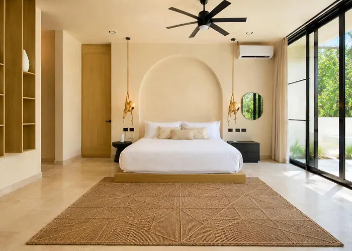 Luxury 4br Aldea Zama Dream Pool & Bright Casa de férias